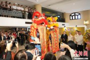 梦见洗脸中国驻菲律宾大使与菲候任外长共同出席庆祝中菲建交50周年图片展